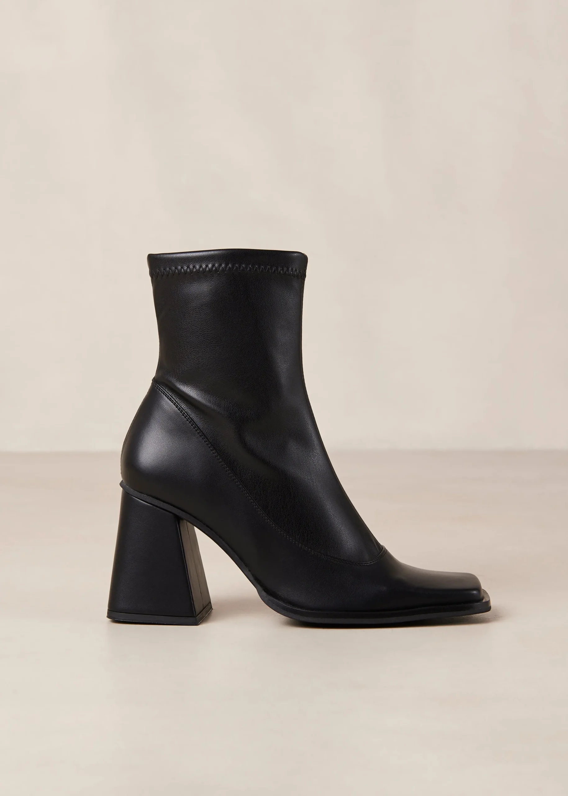 Botines Veganos Clover - Negro