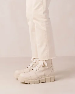 Can Can - Botas De Piel Beige