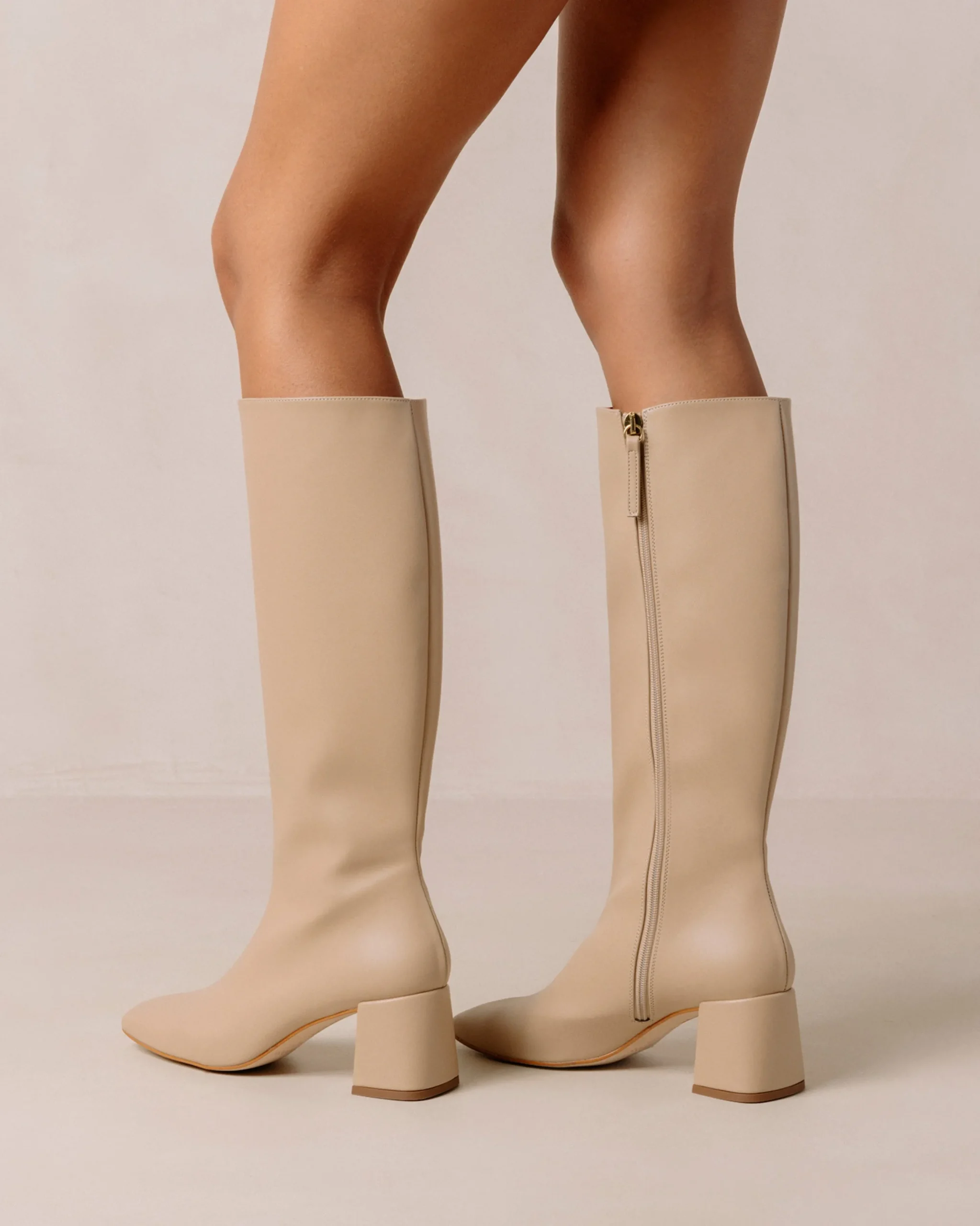 Chalk - Botas Beige De Piel Vegana