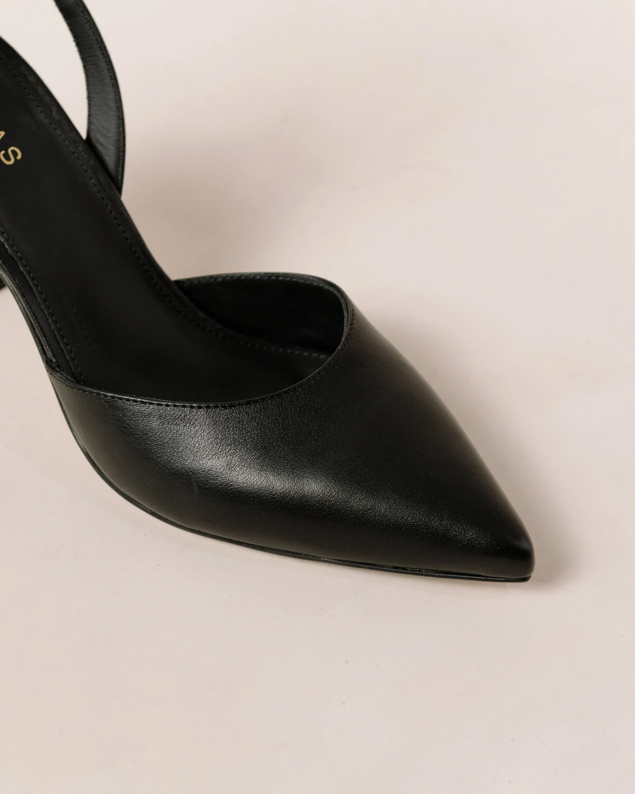 Cinderella - Tacones Negros De Piel