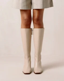 East - Botas Beige De Piel