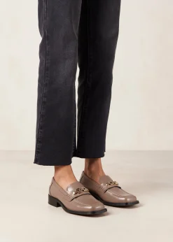 Elliot - Mocasines Marrones Con Cadena Dorada