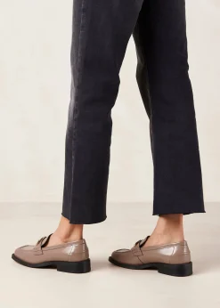 Elliot - Mocasines Marrones Con Cadena Dorada