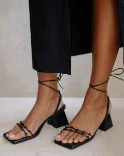 Juniper - Sandalias Negras De Piel