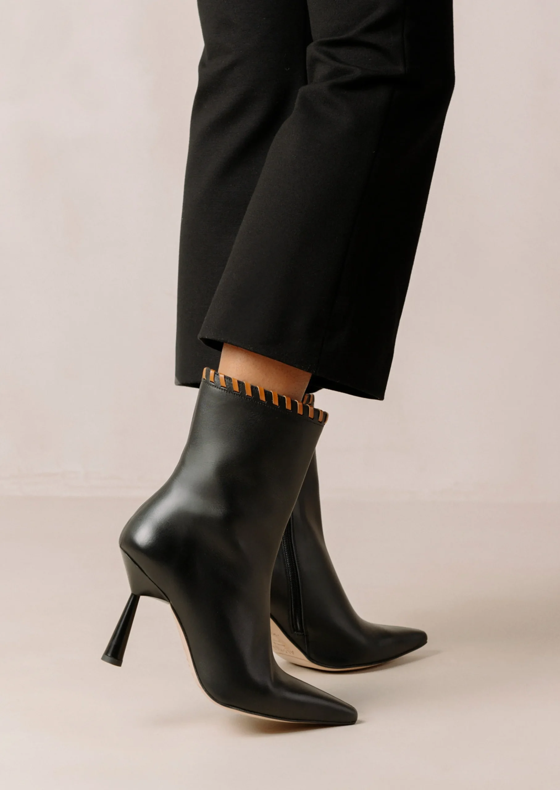 Leo Black - Botines Negros