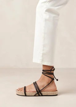 Leone Alli - Sandalias De Doble Tira En Crema