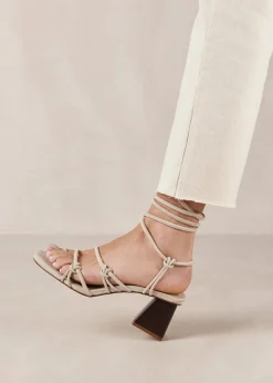 Malia - Sandalias De Tacón Con Lazo