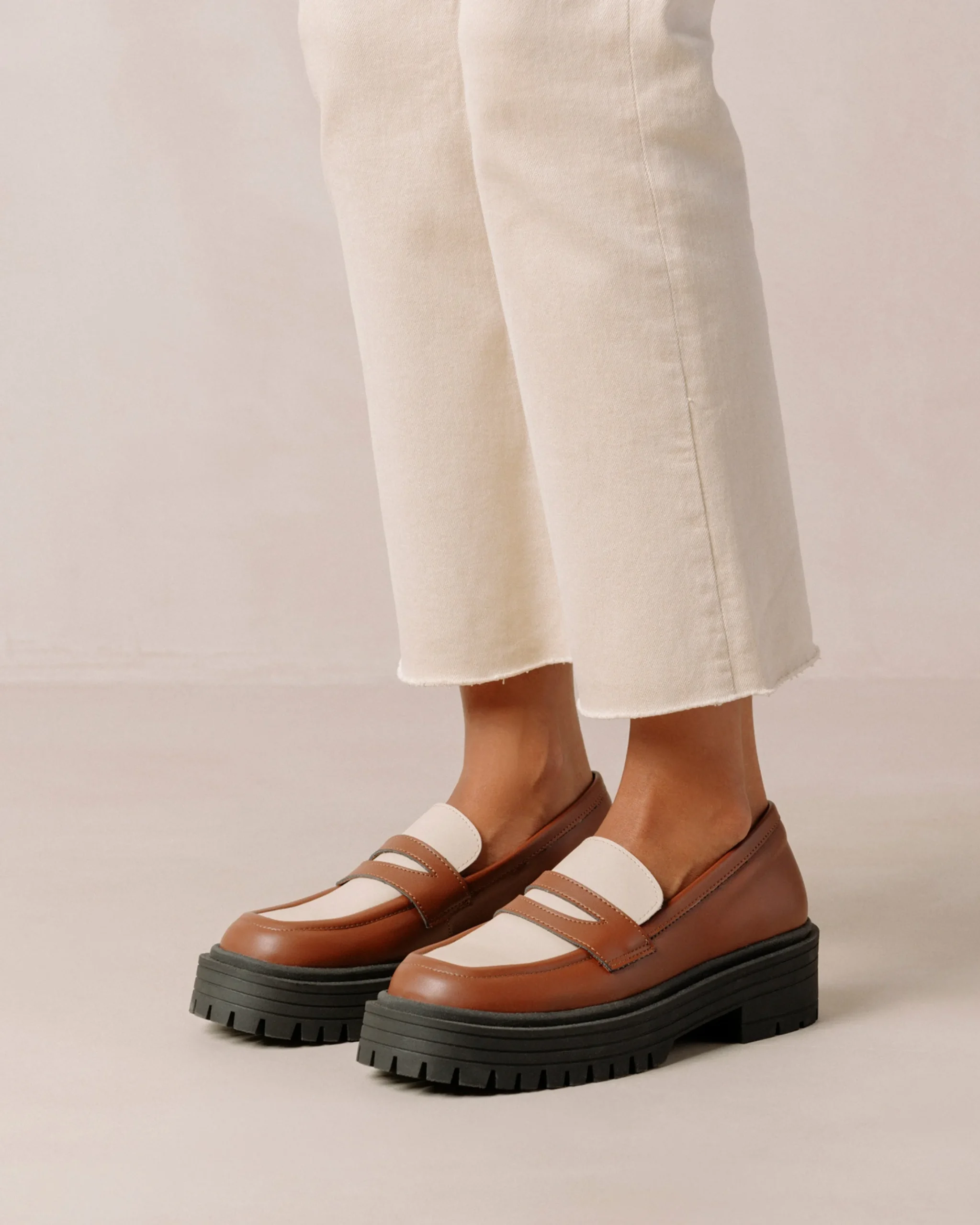 Mask - Mocasín Blanco Y Marrón De Piel Vegana