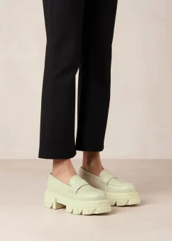 Mocasines De Cuero Verde Apio "Trailblazer"