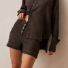 Muna Shorts Marrón Chocolate