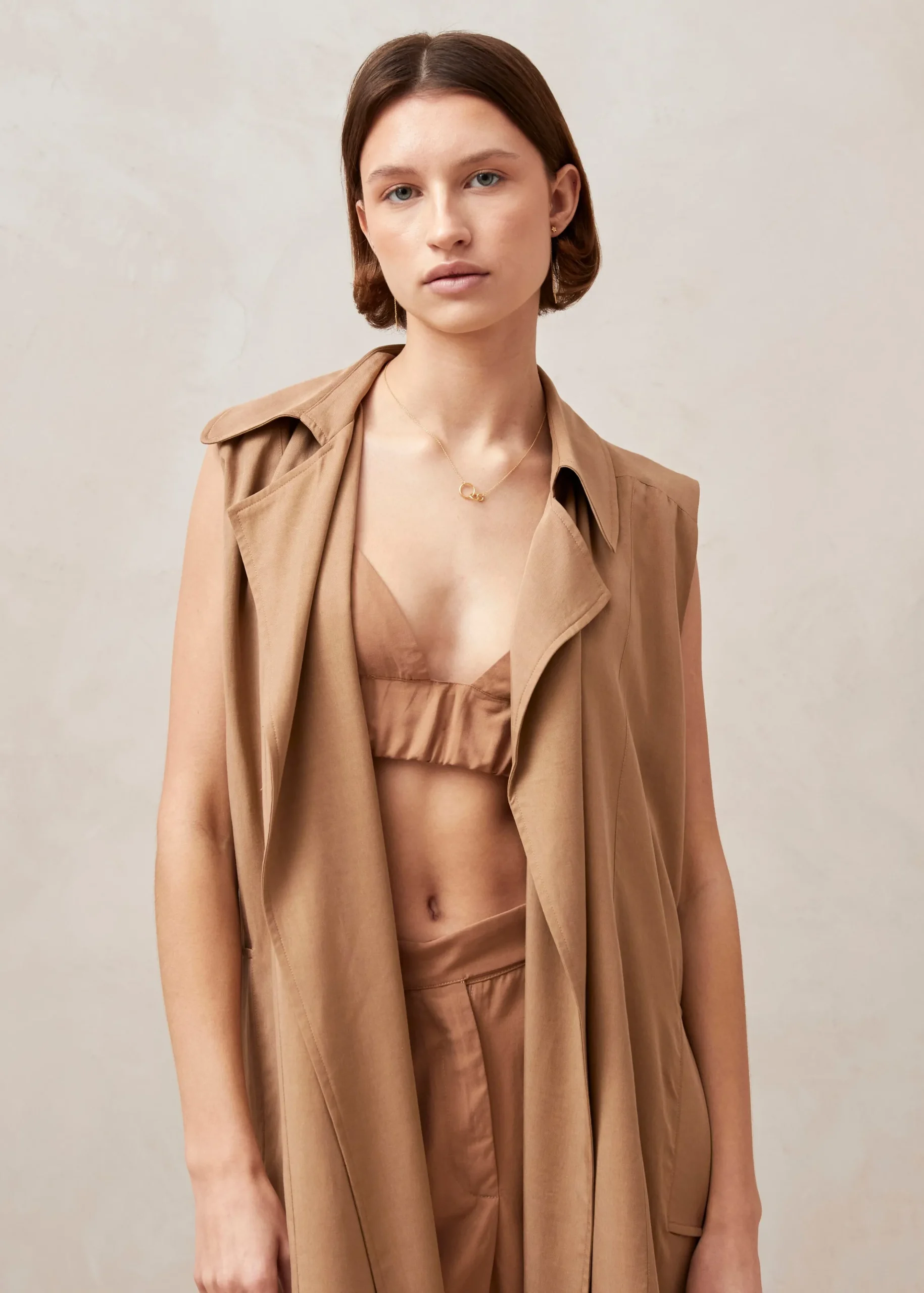 Munia - Abrigo Beige
