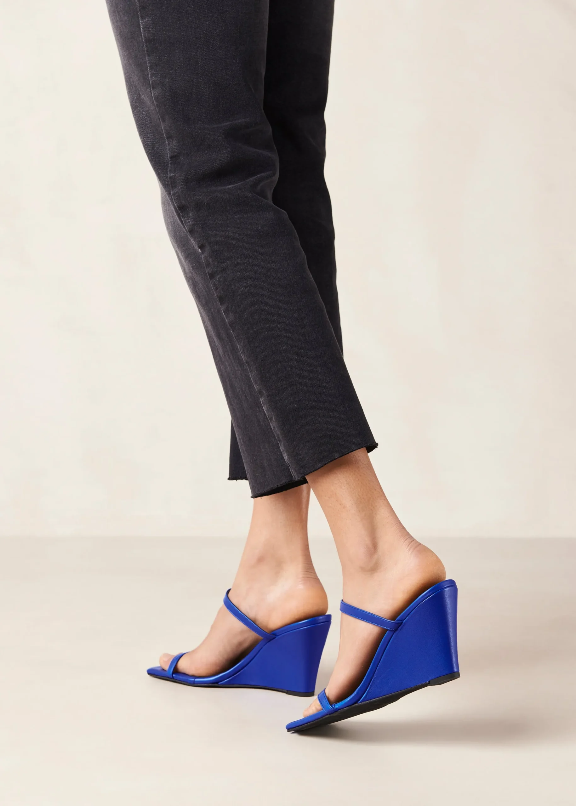Paixao - Mules De Cuña Azules ALOHAS">