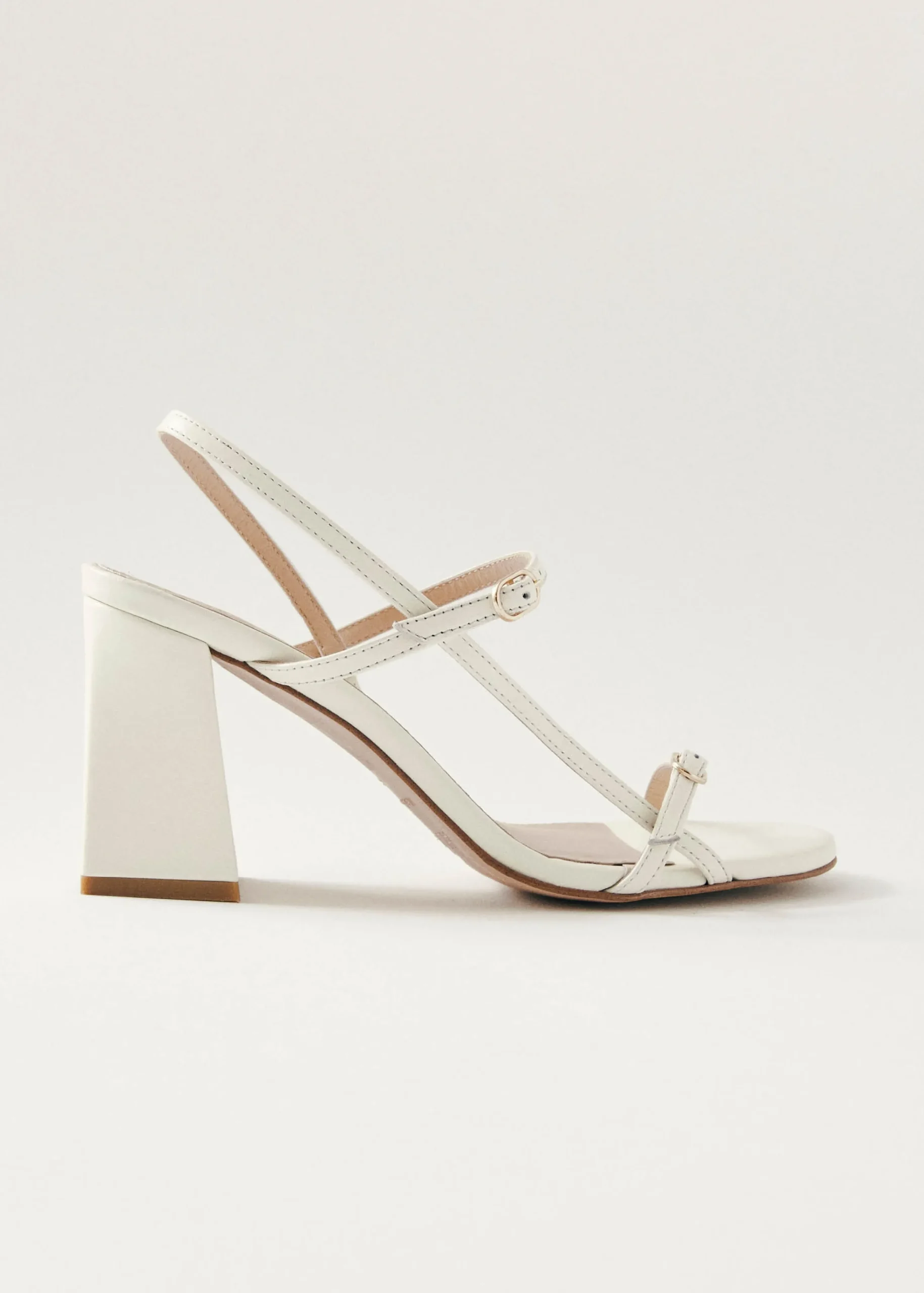 Sandalias De Cuero Negras Rayna