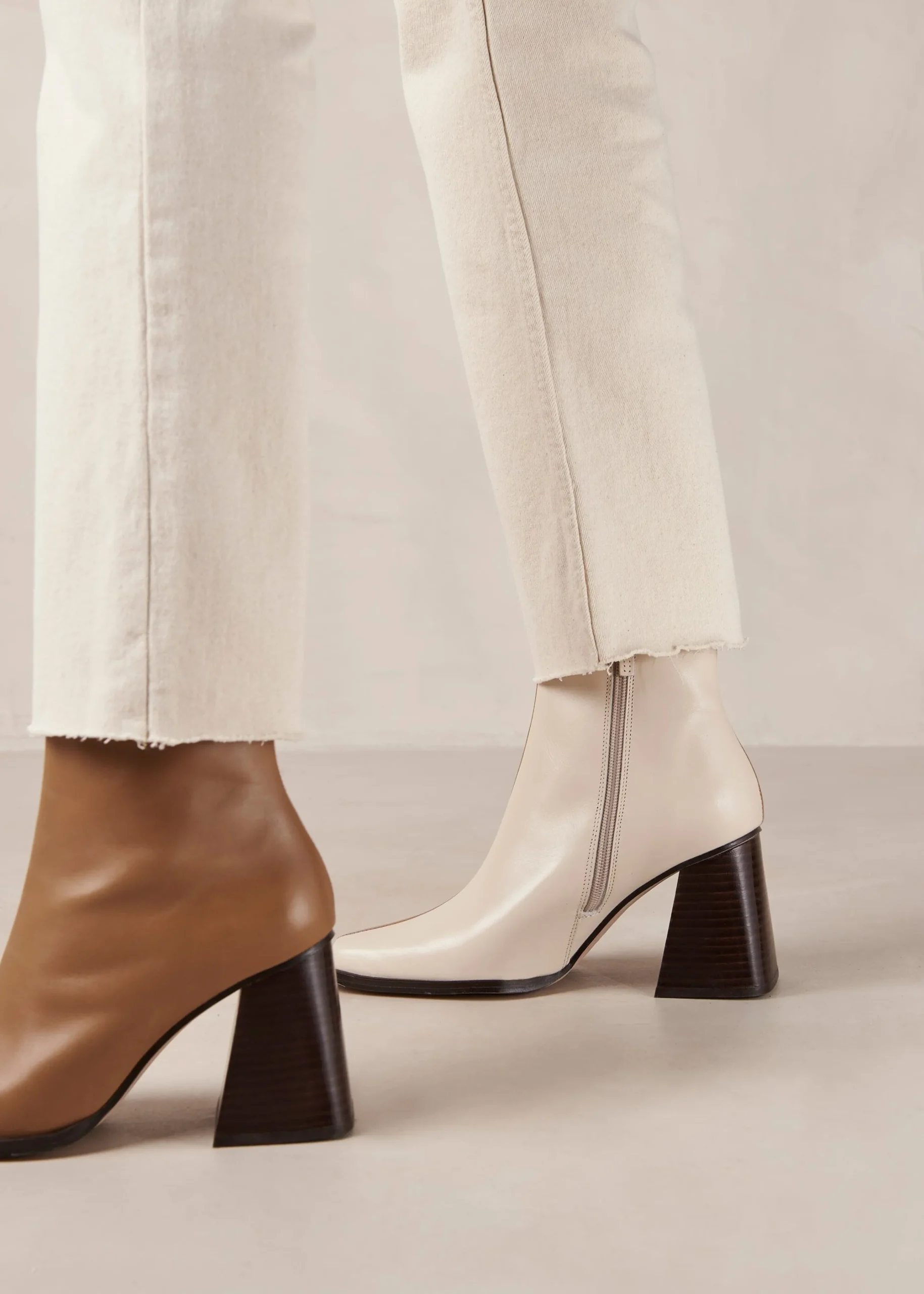South Bicolor - Botas De Piel Marrón Y Beige