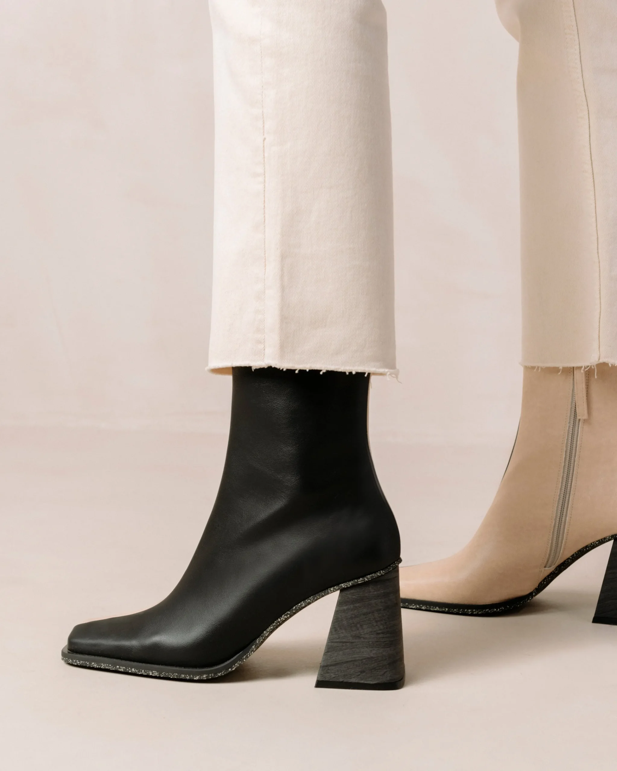 South Corn - Botas De Piel Vegana Negras Y Beige