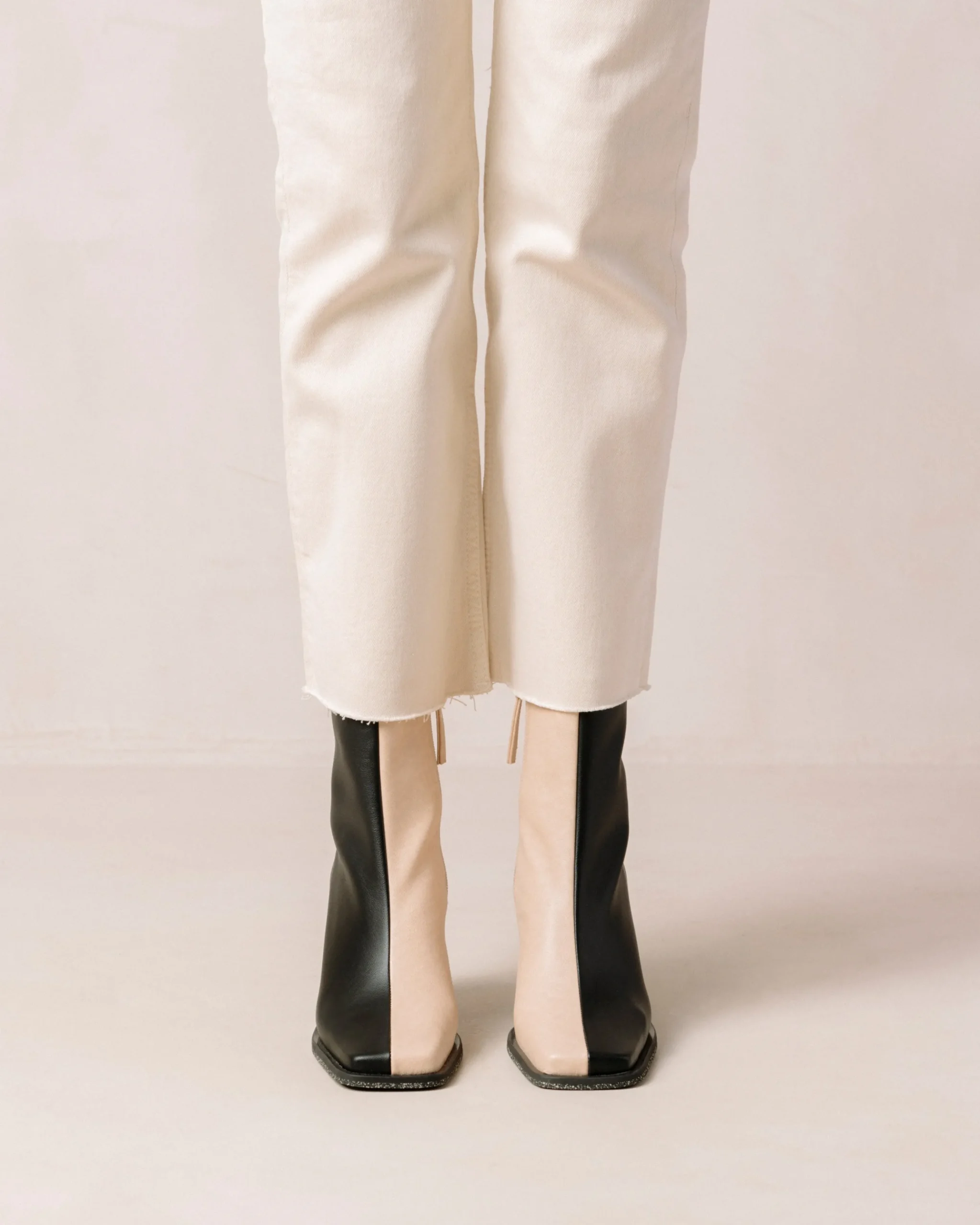 South Corn - Botas De Piel Vegana Negras Y Beige