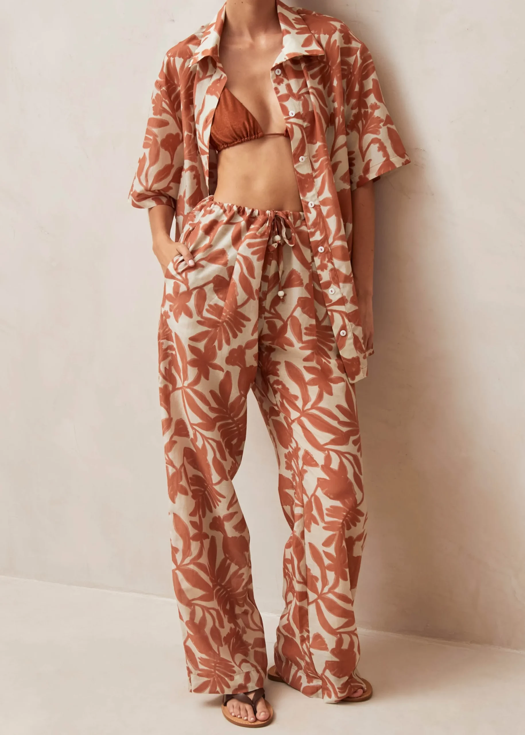 Tiki Pantalón Naranja Floral