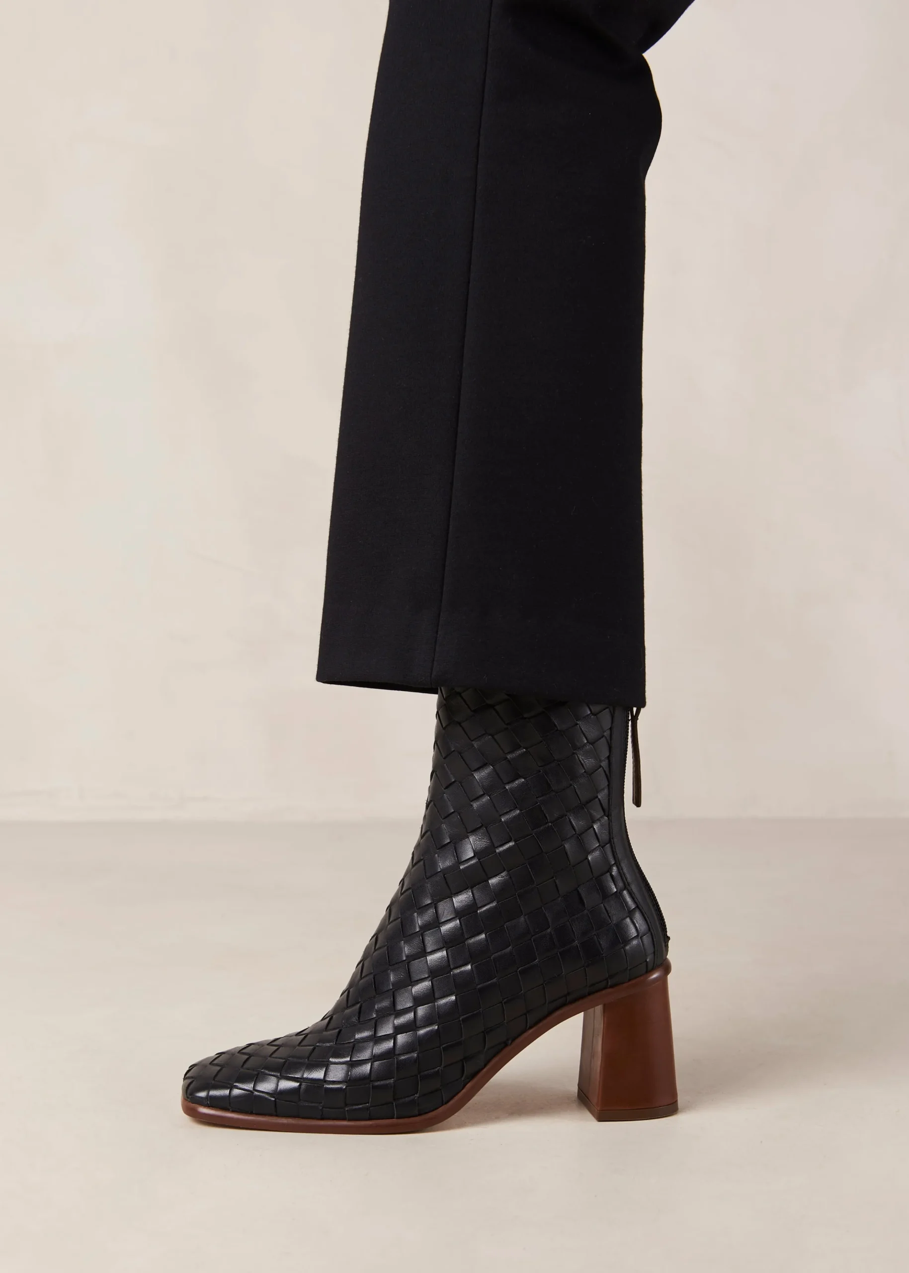 West Braided - Botas Negras De Piel