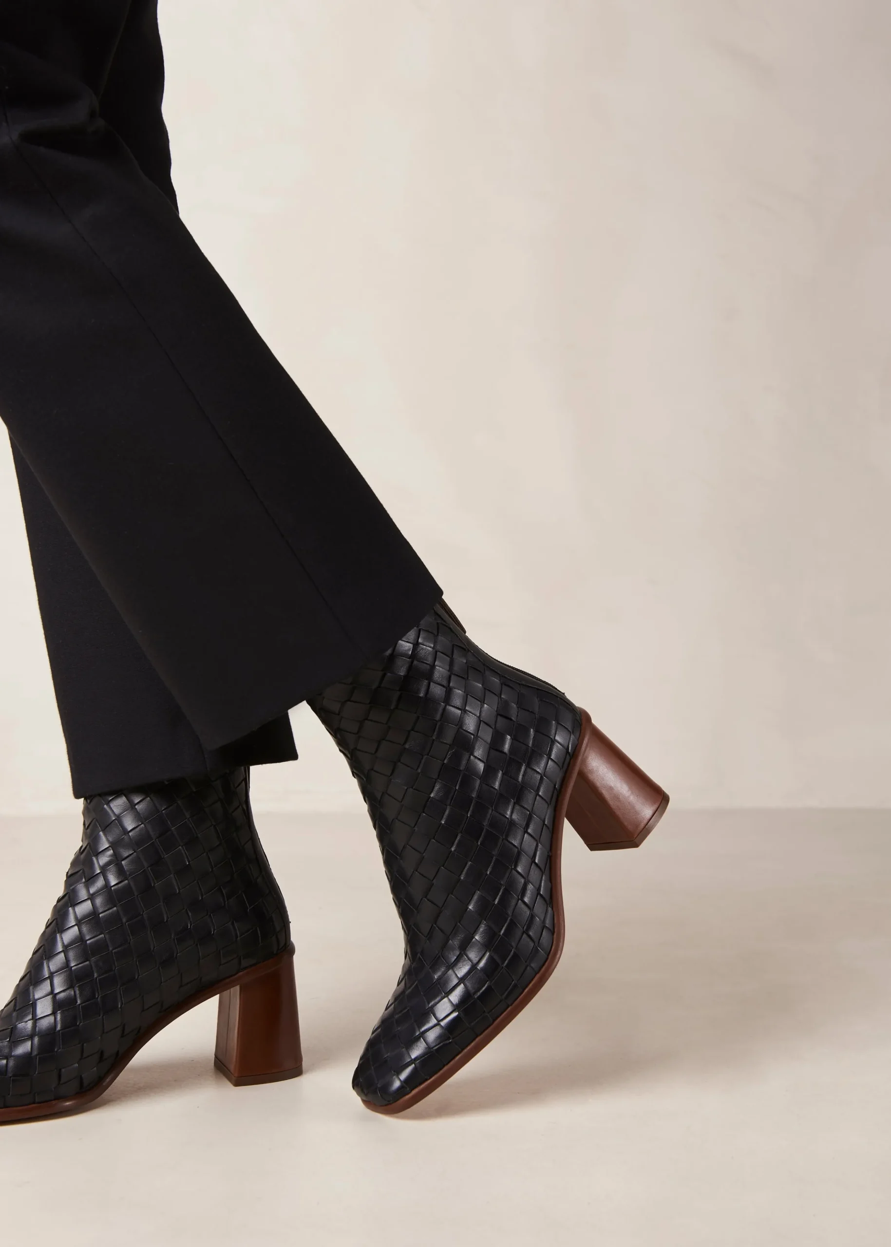 West Braided - Botas Negras De Piel