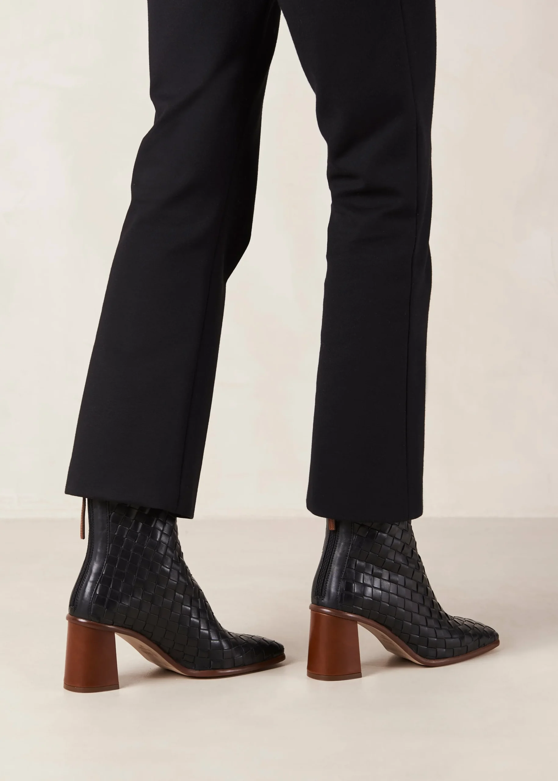 West Braided - Botas Negras De Piel
