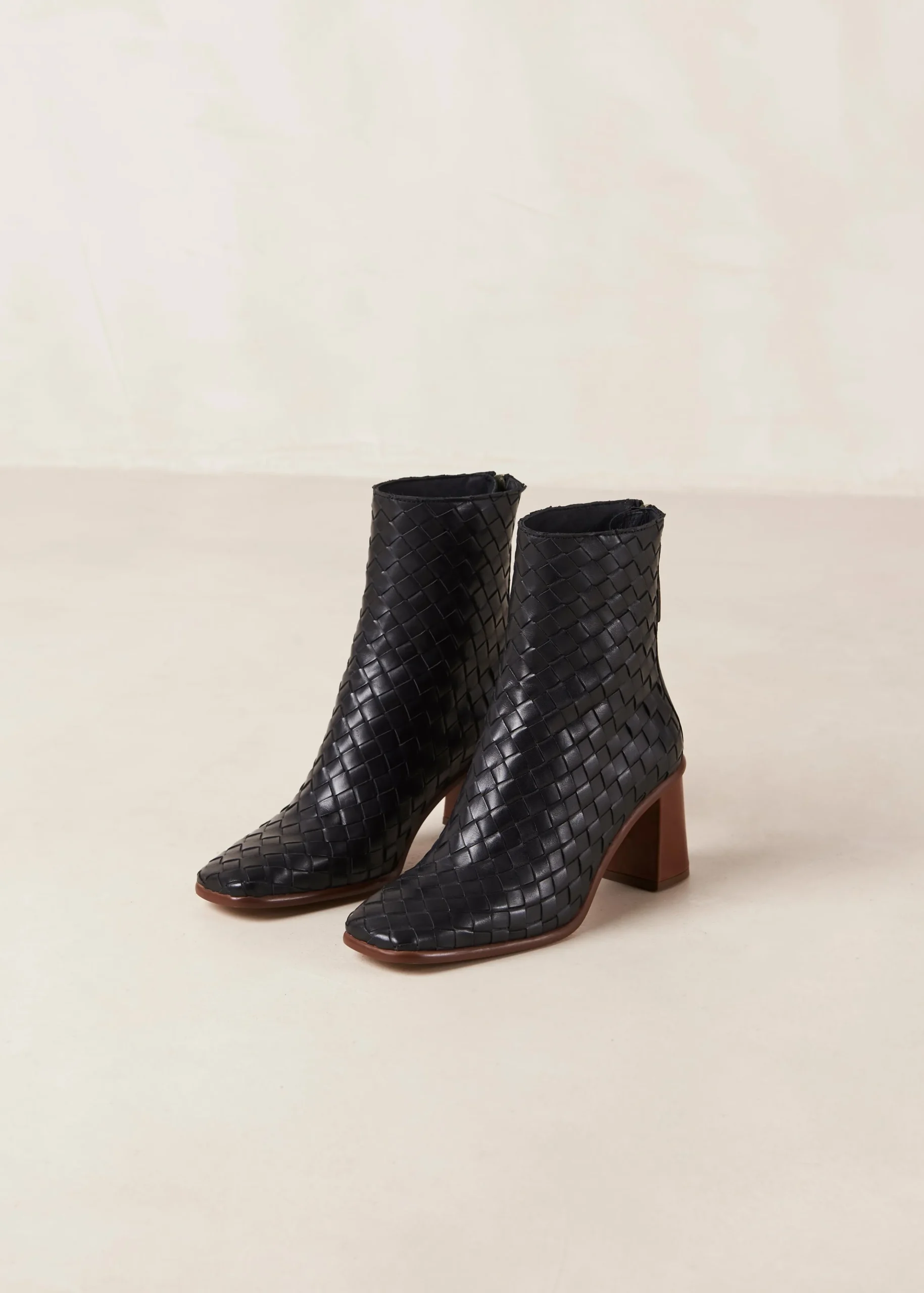 West Braided - Botas Negras De Piel