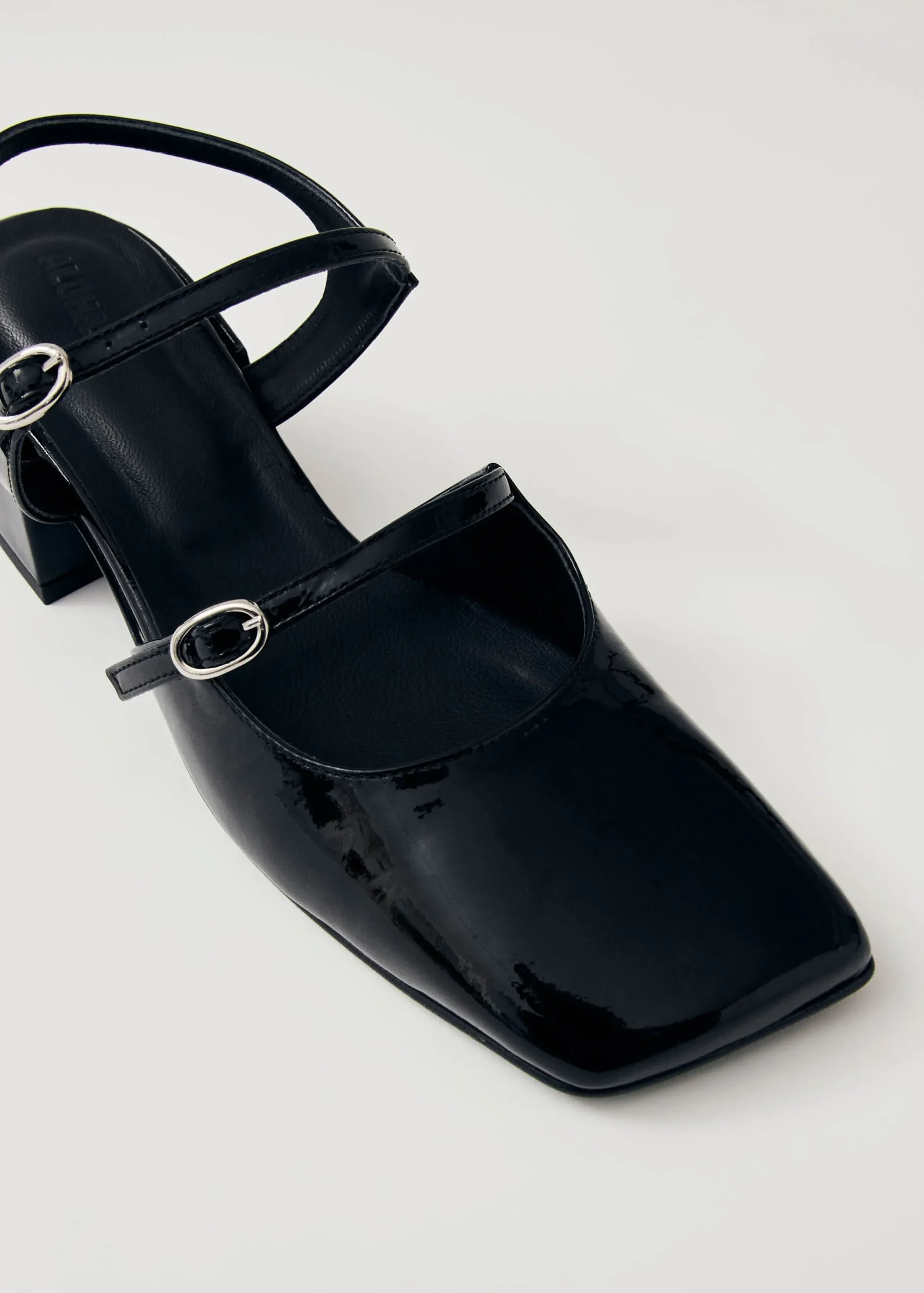 Withnee Onix Tacones De Cuero Negro